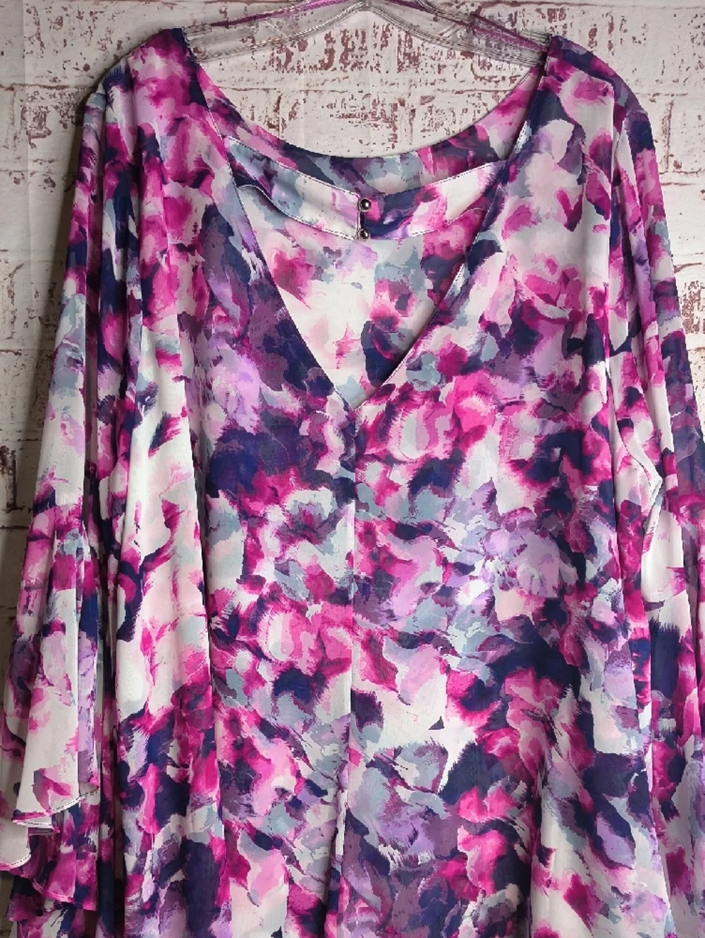 Pink Purple Floral Bell Sleeve Flowy Fit Women's Floral Top Size 3X - Picture 4 of 4